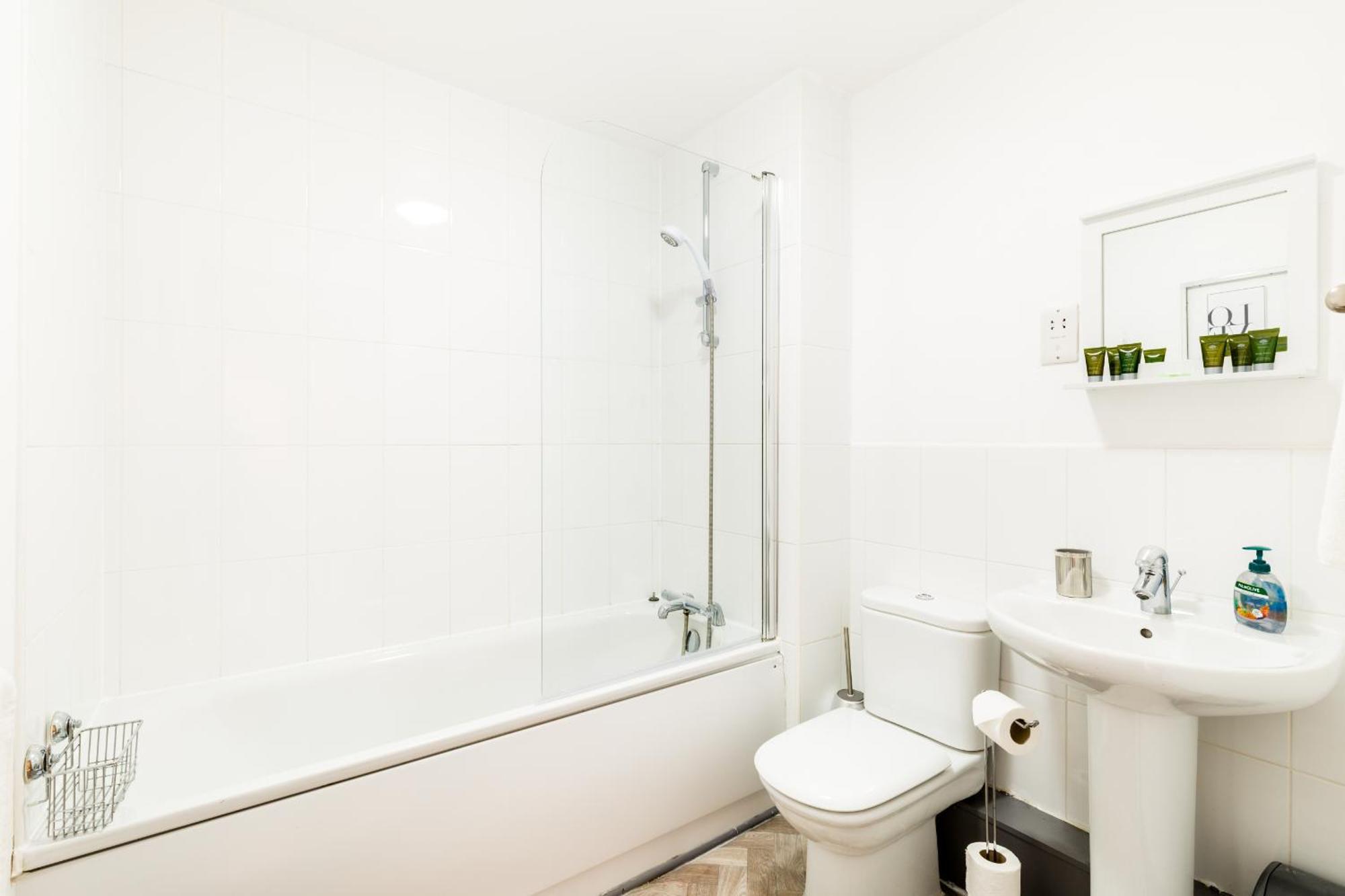 Comfort Living Properties Бирмингем Номер фото